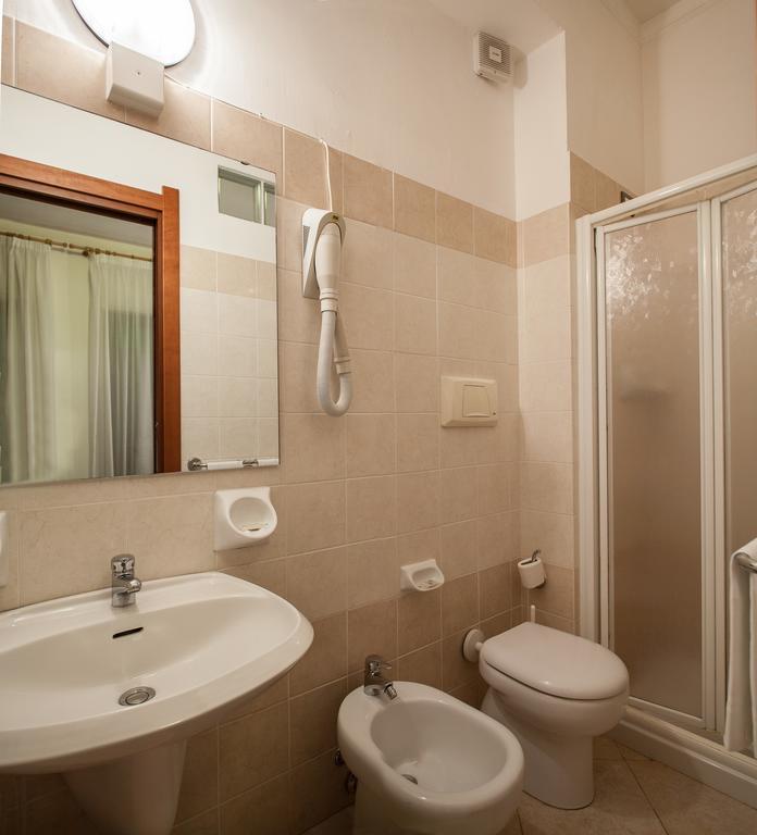Hotel La Terrazza Cagliari Oda fotoğraf