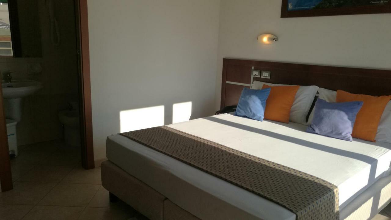 Hotel La Terrazza Cagliari Dış mekan fotoğraf