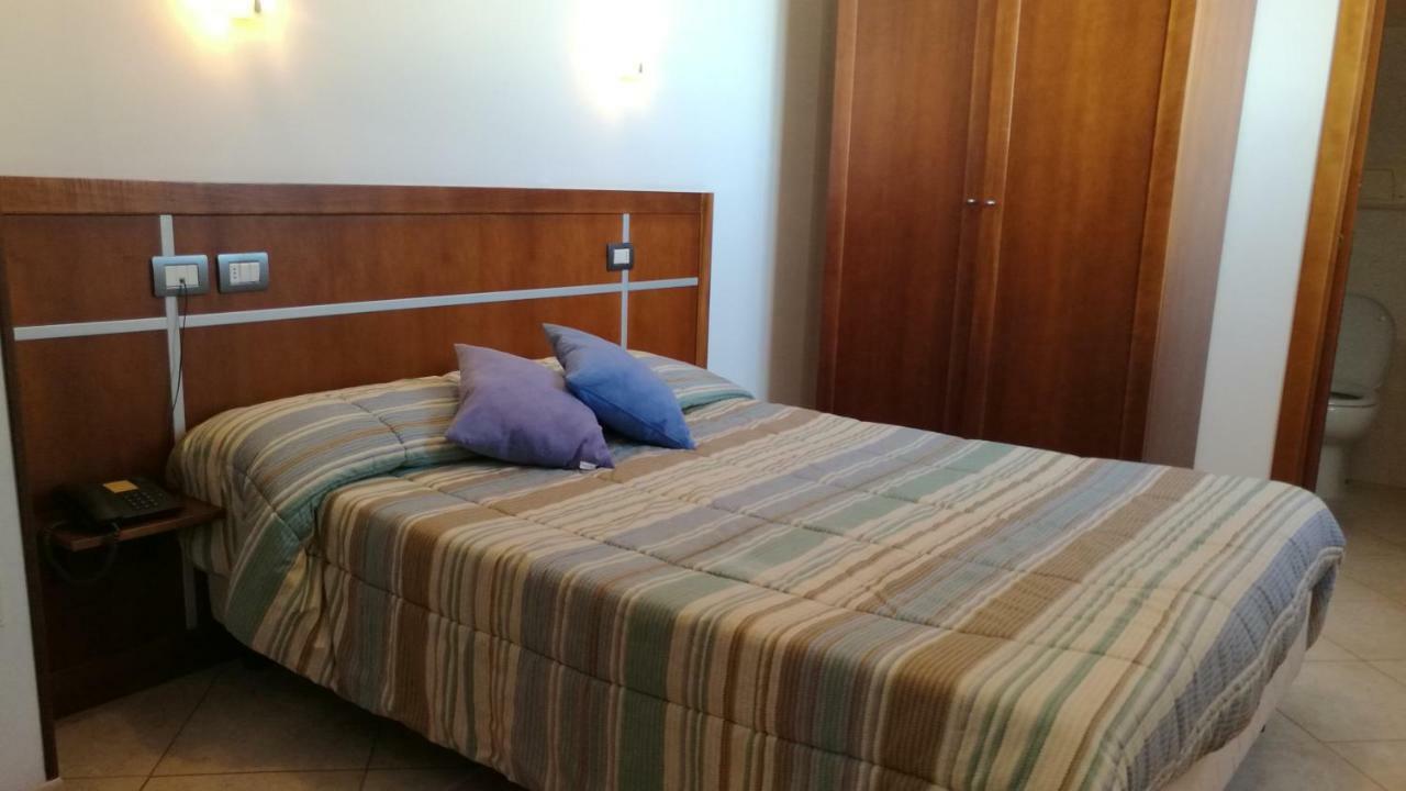 Hotel La Terrazza Cagliari Dış mekan fotoğraf